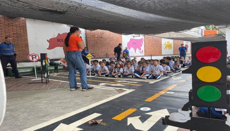 Seguridad vial desde las aulas es la consigna de la secretaría de Movilidad en Ocaña./ Foto: cortesía