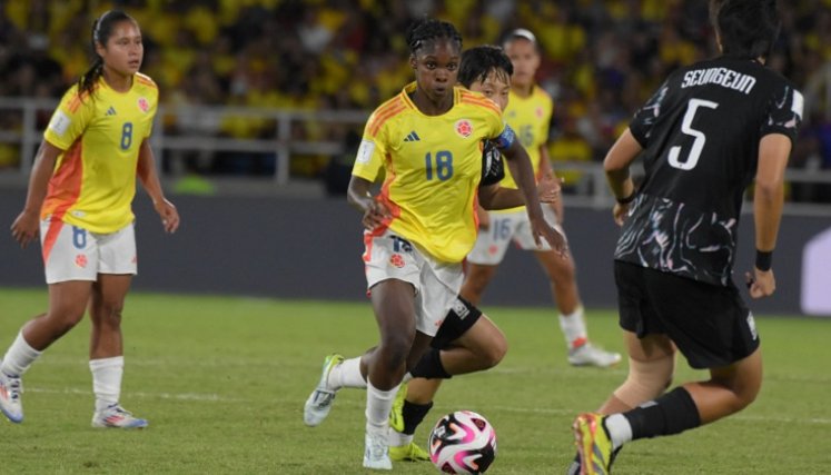 Linda Caicedo fue la estrella de la noche con su gol de la clasificación.