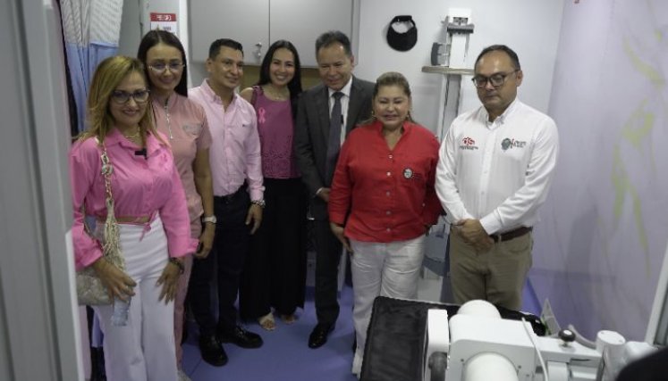La Gestora Social, Cecilia Soler, y el gobernador William Villamizar presidieron el acto de lanzamiento de la campaña./Foto cortesía