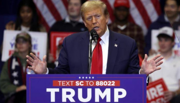 Trump jugaba golf en la Florida cuando se registró el tiroteo. 