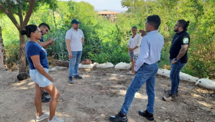 La Fundación V&C coordina con las comunidades para buscar soluciones al problema del agua. 
