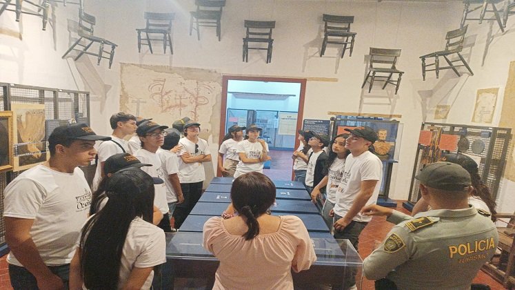 Estudiantes de los colegios ofician como guardianes turísticos del patrimonio cultural en Ocaña. /Foto archivo: La Opinión.