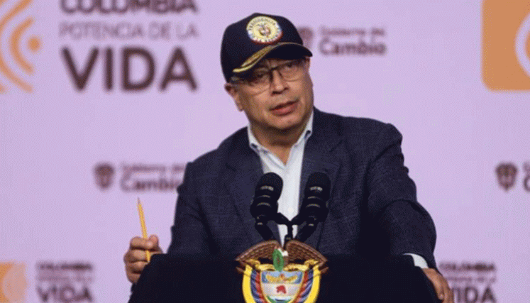 El jefe de Estado respondió a una columna publicada hace más de dos meses en la que le reclamaban respeto por la Fundación Para la Libertad de Presa (FLIP).
