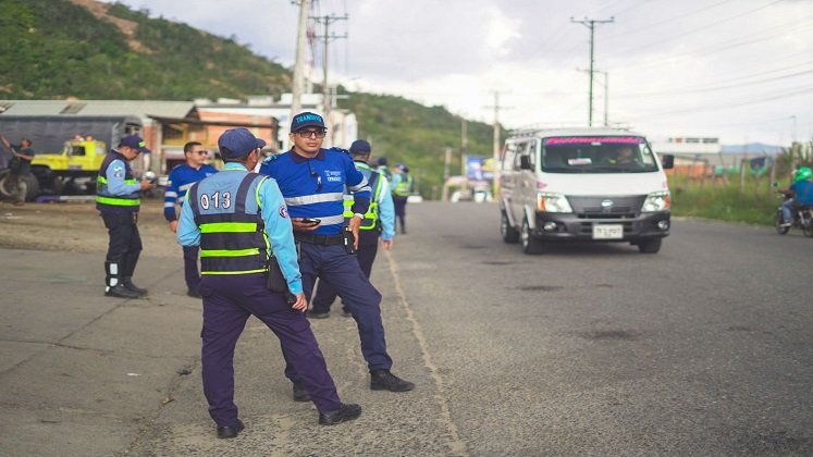 La semana pasada comenzó el experimento con los nuevos dispositivos, que por ahora estarán en periodo de prueba. /Fotos: Cortesía / La Opinión