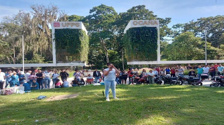 Los estudiantes piden que el proceso de homologación sea eficiente. /Foto: Javier Sarabia / La Opinión