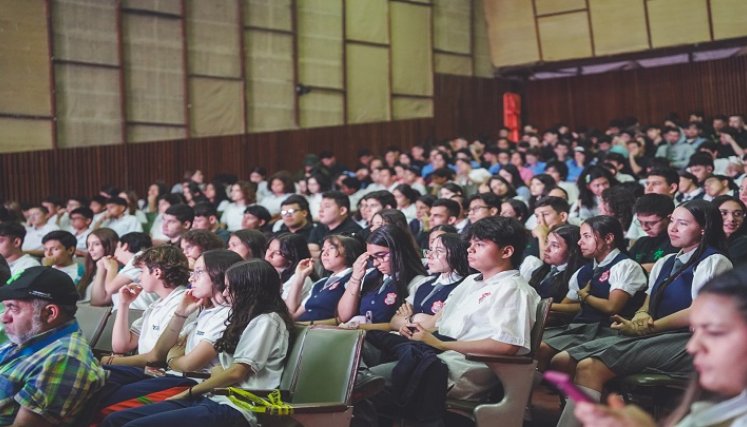 Una apuesta a la internet segura para la transformación social de las nuevas generaciones implementa el ministerio de las TIC en las instituciones educativas.
