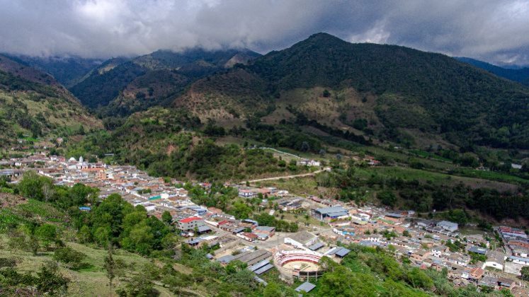 Se da solución a una demanda de larga data de los habitantes de El Playón y  Cáchira. 