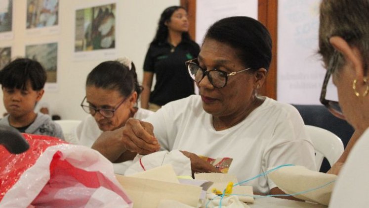 20 familiares de personas desaparecidas hacen parte del costurero de mujeres buscadoras. / Foto. Cortesía.