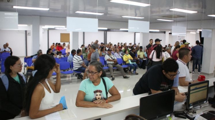 Hoy, los usuarios de Sanitas en Norte de Santander completan 17 días recibiendo sus medicamentos de parte de Pharmasan. / Foto: Archivo / La Opinión 