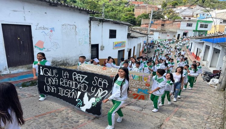 Zozobra e incertidumbre viven habitantes del municipio de San Calixto ante los hostigamientos de los grupos armados.