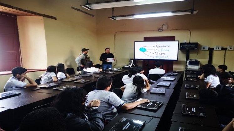 La secretaría departamental de las Tecnologías de la Información y Comunicaciones adelanta una campaña para recolectar la basura electrónica en la provincia de Ocaña. /Foto: Cortesía.