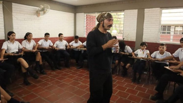 Los estudiantes de la UNP son los encargados de dictar los talleres orientadores. / Foto: Cortesía.