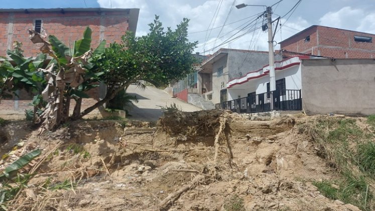 Son varias viviendas afectadas y con las lluvias de los últimos días, los daños podrían ser mayores. / Foto: Cortesía / La Opinión