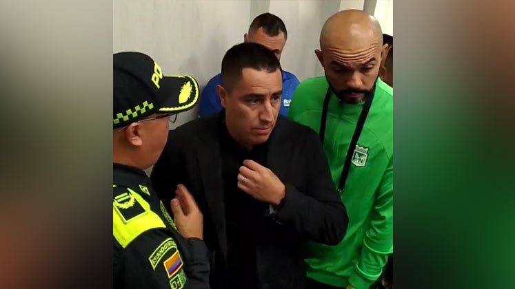 Efraín Juárez, técnico de Atlético Nacional