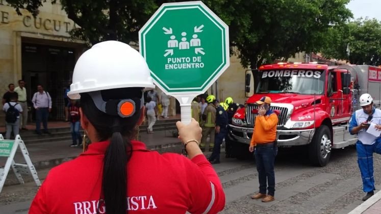 Los organismos de socorro se preparan día a día, para atender cualquier emergencia en el menor tiempo posible. 