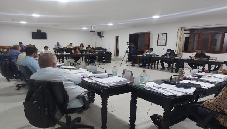 Por unanimidad concejales avalan adiciones y traslados presupuestales.