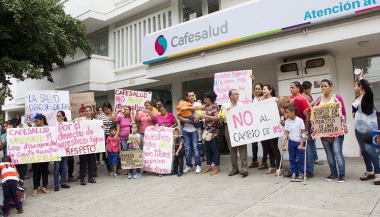 Crisis en la atención de la salud