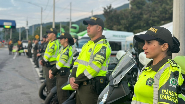 Más de 200 policias de tránsito vigilarán los ejes viales del departamento. 