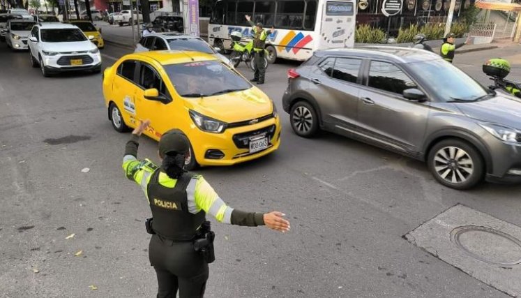 Los cucuteños piden que las autoridades adelanten operativos que realmente controlen el caos vial en la zona céntrica de la ciudad. / Fotos : Cortesía La Opinión