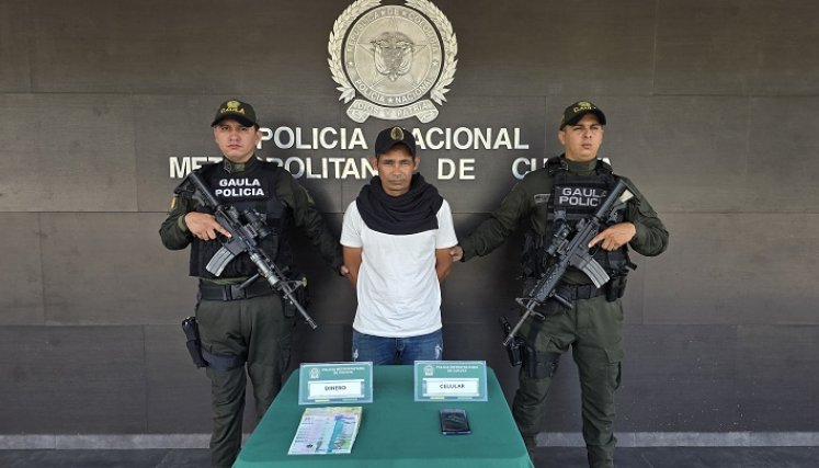 Fue capturado a escasos metros de la entrada a la urbanización Cormoranes.