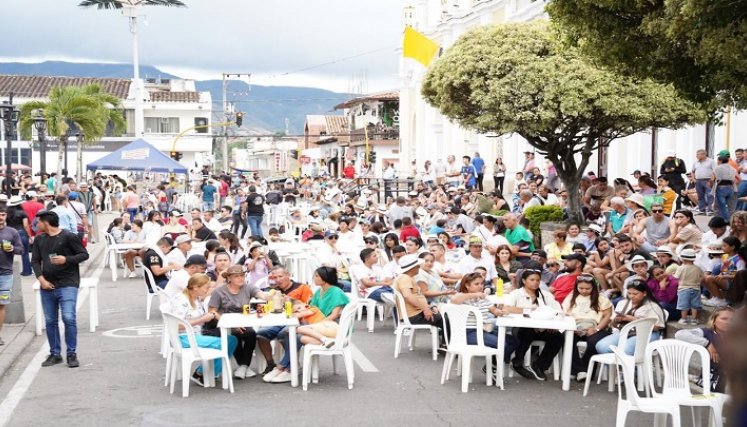 Con distintos actos culturales se desarrollan los carnavales en Ocaña.
