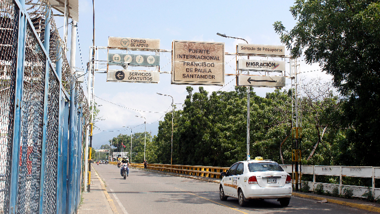 Poco tránsito en los puentes que comunican Cúcuta con el estado Táchira.