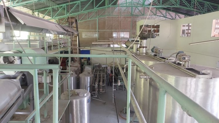 Los equipos de la Planta Procesadora de Tomates y Frutas se oxidan en una bodega del centro de Acopio de Ocaña.