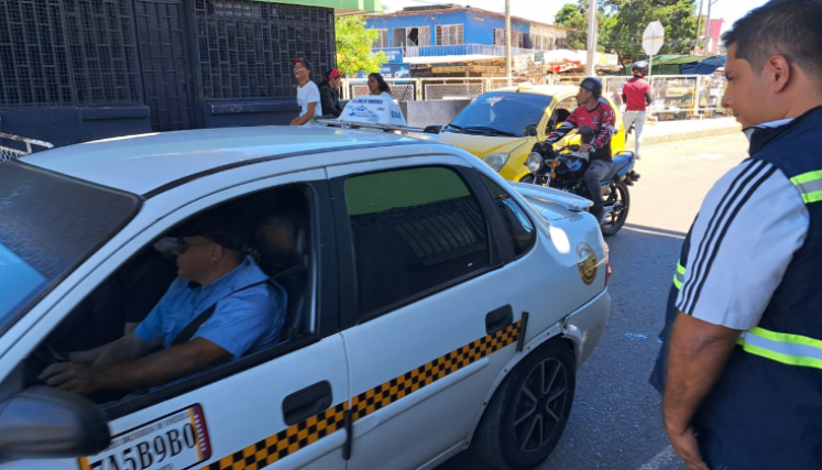 Transportistas de la frontera venezolana tienen dudas sobre el ente con el que deben renovar permisos de circulación.