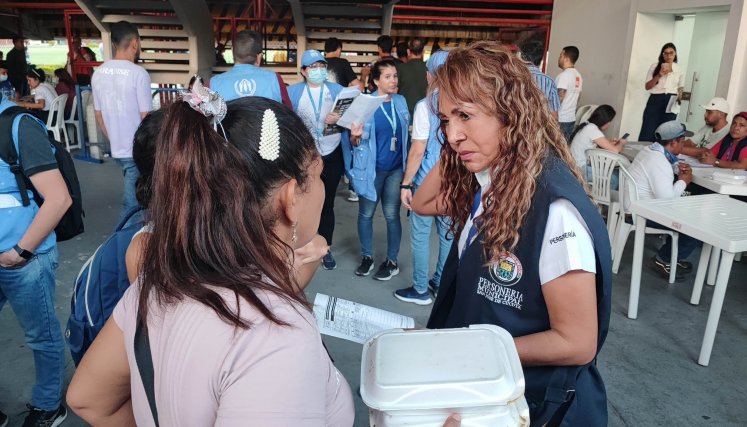 El primer día de la llegada masiva de desplazados a Cúcuta, el censo se adelantó en el Palacio Municipal, luego pasó al estadio General Santander y finalizó en el Centro Tecnológico de Cúcuta. / Foto: Archivo La Opinión 