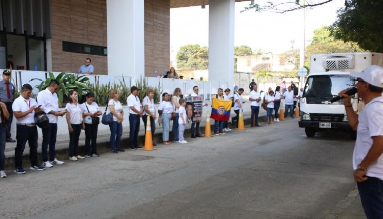 Protesta por rector asesinado hace 9 meses. 