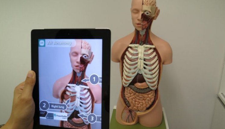 ●	Realidad virtual y aumentada, Inteligencia artificial -IA-, gamificación y plataformas de colaboración, en el top de las herramientas que llegan para apoyar la educación. / Foto: Cortesía / La Opinión 