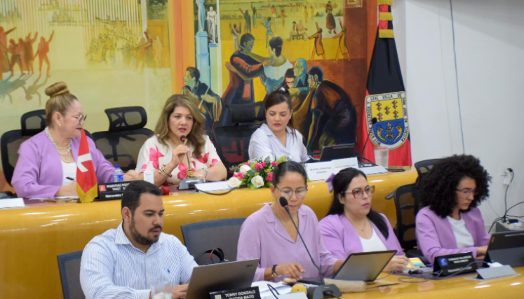 Comisión Legal de la Mujer del Congreso de la República sesionó en Cúcuta.