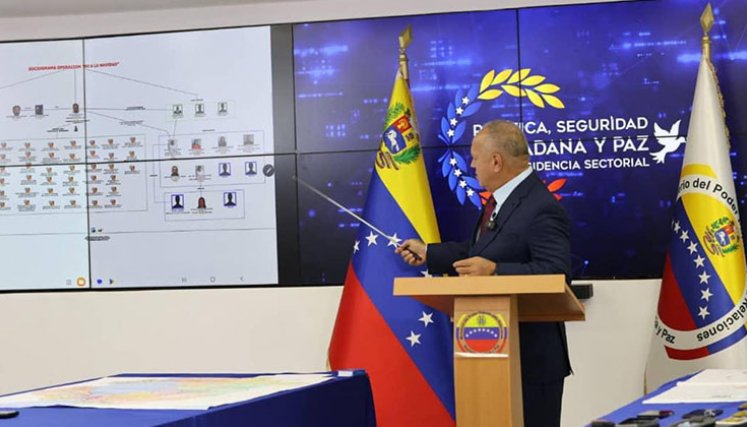 El 4 de abril, el ministro venezolano Diosdado Cabello dio detalles oficiales de la Operación Relámpago y de la destitución de los alcaldes. / Foto: Redes sociales