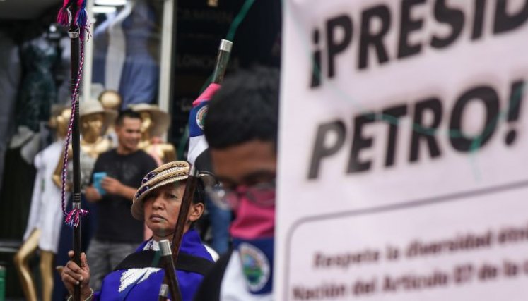 Indigenas Gobierno. 