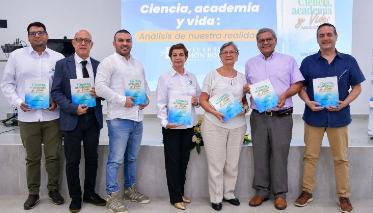 Presentación de libro en la Unisimón