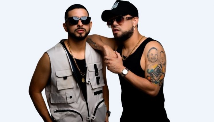 Yader Romero y Campillo lanzan ‘A Fuego’, el álbum que incendia el vallenato.