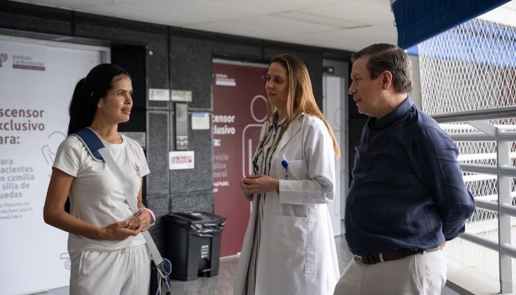 Un gran logro alcanza los especialistas del Instituto Cardiovascular de Floridablanca, Santander, al implantar el primer corazón artificial en América.