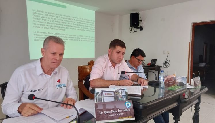 Los concejales de Ocaña analizan 9 iniciativas por el progreso y desarrollo de la región.