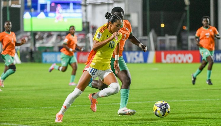 Ella Grace Martínez  anotó el tercer gol de Colombia en el triunfo sobre las africanas.