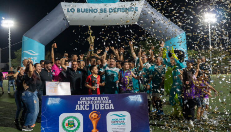 AKC juega 1