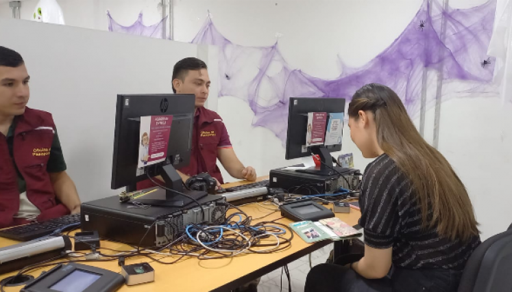 Trámite de pasaportes en Cúcuta.