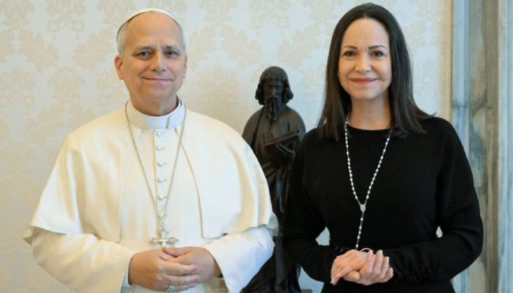 Corina y el papa