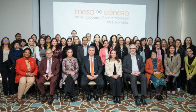 MULTILATERISMO MUJERES 