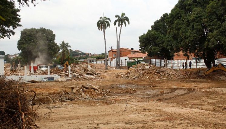 desde su fundación, el hospital no contaba con un sistema estructural sismorresistente.