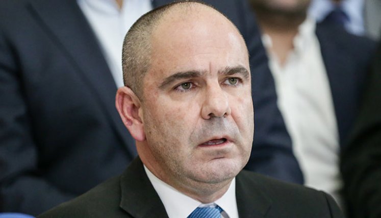 Director-del-senado