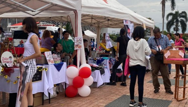 Feria juvenil