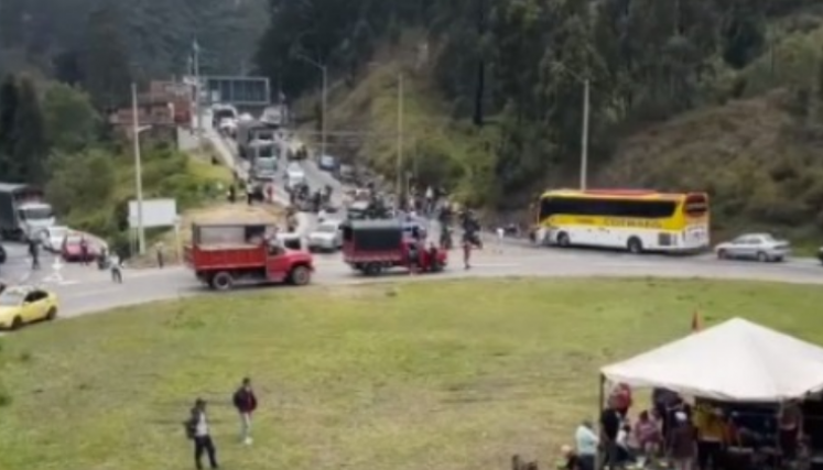 Curva Los Adioses