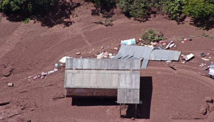 Tres años después damnificados de El Tarrita esperan soluciones concretas. Fotos archivo.
