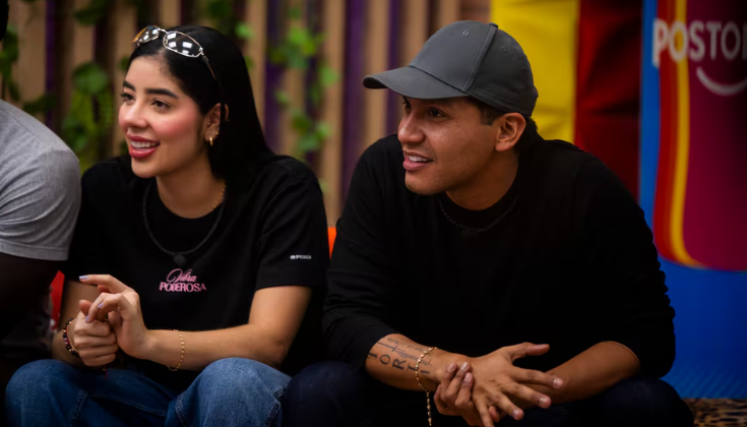 Juanda Caribe y Mariana Zapata