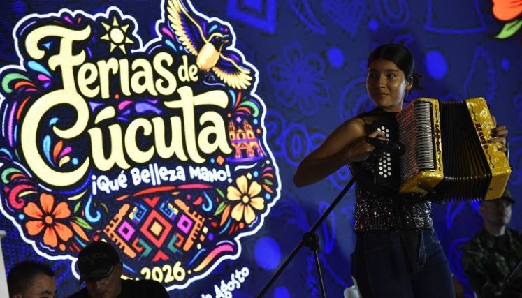 Laura Patricia Moreno, reina vallenata del Festival de Valledupar hizo su presentación en el lanzamiento de la Feria de Cúcuta./Foto cortesía